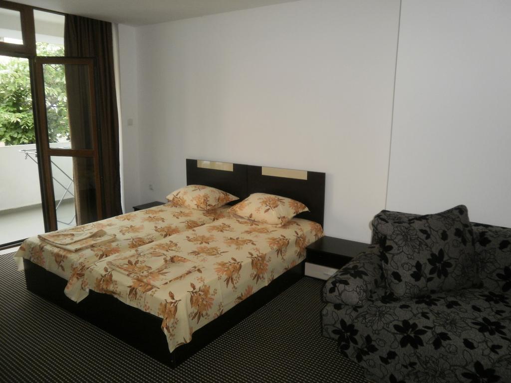 Guest House Trakia Primorsko Dış mekan fotoğraf