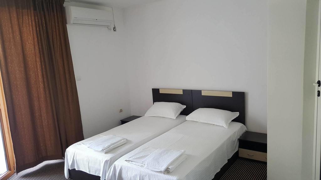 Guest House Trakia Primorsko Dış mekan fotoğraf