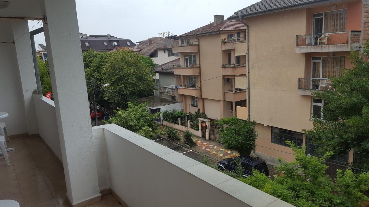 Guest House Trakia Primorsko Dış mekan fotoğraf